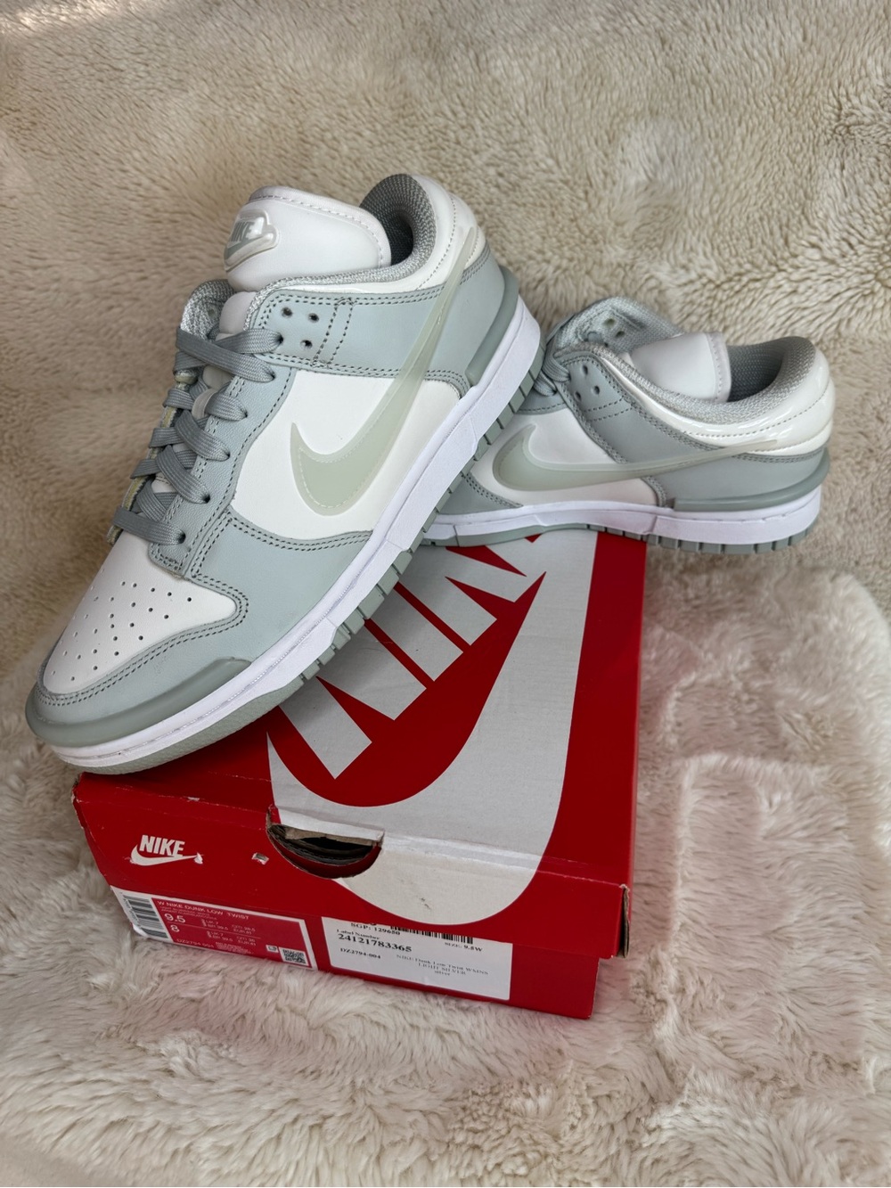 New in Box - Women’s Nike Dunk Low Twist (size 9.5)